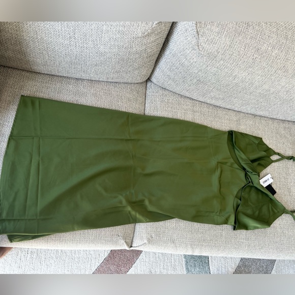 Green cut out slip dress - Picture 4 of 5